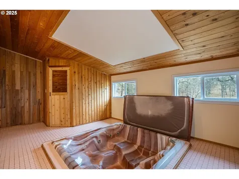 171 Lyle Snowden Road Lyle WA 98635
