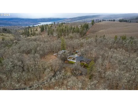 171 Lyle Snowden Road Lyle WA 98635