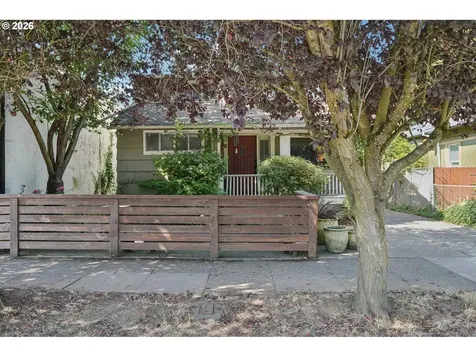 5629 SE Center Street Portland OR 97206