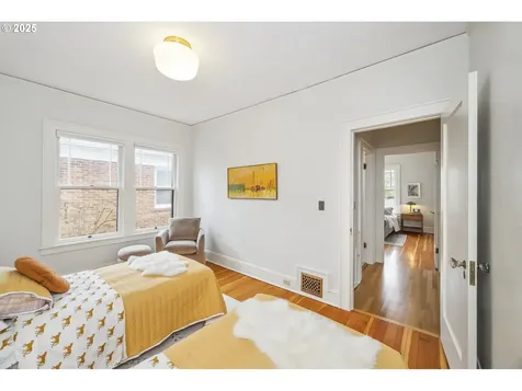 1828 SE Ladd Avenue Portland OR 97214