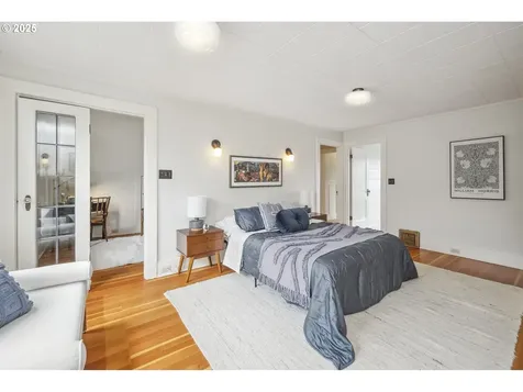 1828 SE Ladd Avenue Portland OR 97214
