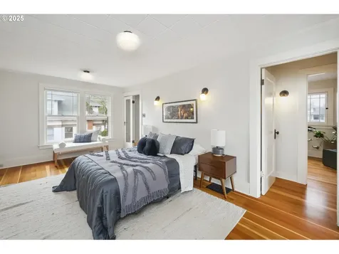 1828 SE Ladd Avenue Portland OR 97214