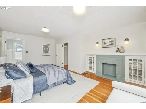 1828 SE Ladd Avenue Portland OR 97214