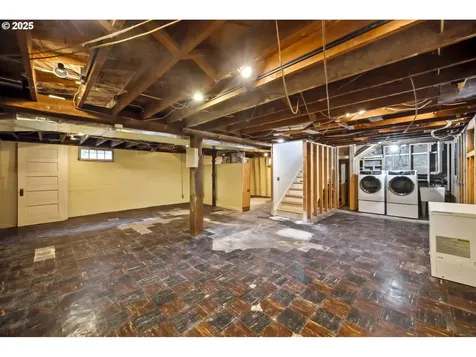 1828 SE Ladd Avenue Portland OR 97214