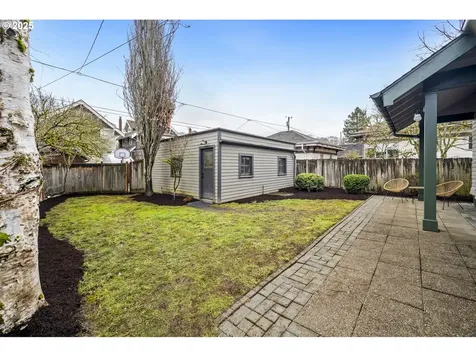1828 SE Ladd Avenue Portland OR 97214