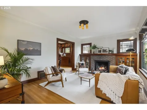1828 SE Ladd Avenue Portland OR 97214
