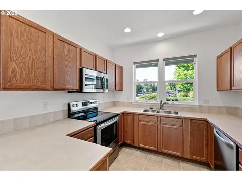 25172 Stellar Avenue Veneta OR 97487