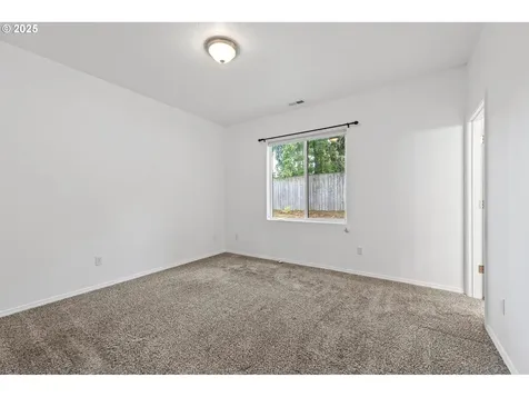 25172 Stellar Avenue Veneta OR 97487