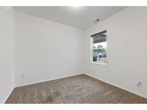 25172 Stellar Avenue Veneta OR 97487