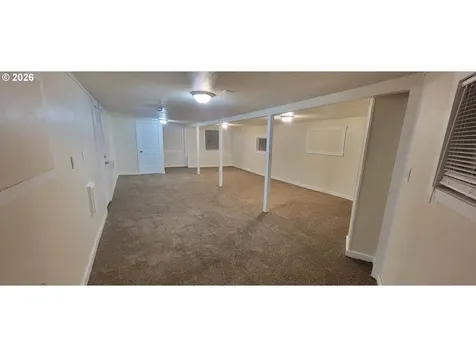 1123 W 2nd Street The Dalles OR 97058