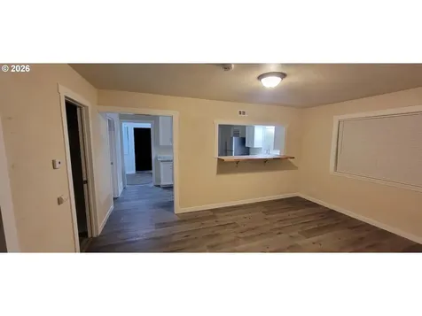 1123 W 2nd Street The Dalles OR 97058