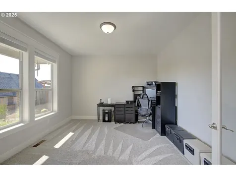1011 N Heron Drive Ridgefield WA 98642