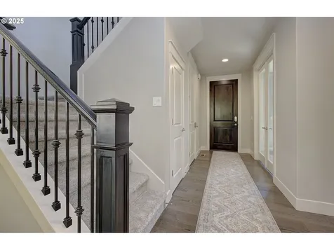 1011 N Heron Drive Ridgefield WA 98642