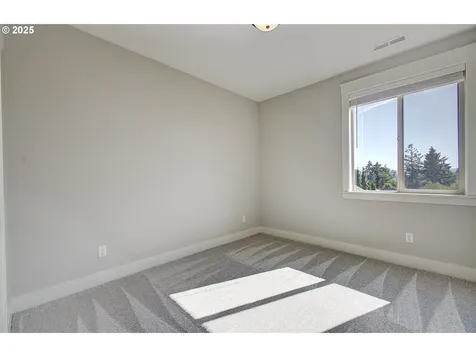 1011 N Heron Drive Ridgefield WA 98642