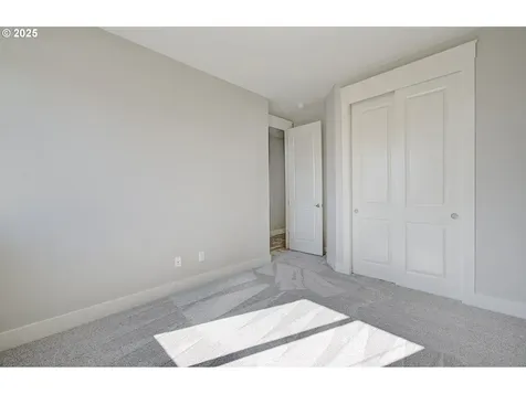 1011 N Heron Drive Ridgefield WA 98642