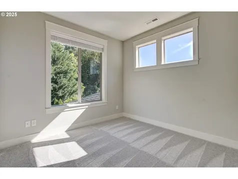 1011 N Heron Drive Ridgefield WA 98642