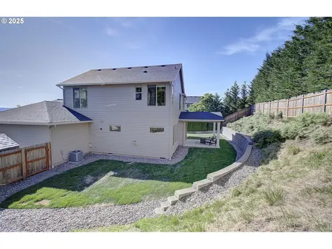 1011 N Heron Drive Ridgefield WA 98642