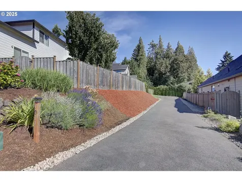 1011 N Heron Drive Ridgefield WA 98642