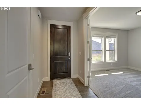 1011 N Heron Drive Ridgefield WA 98642