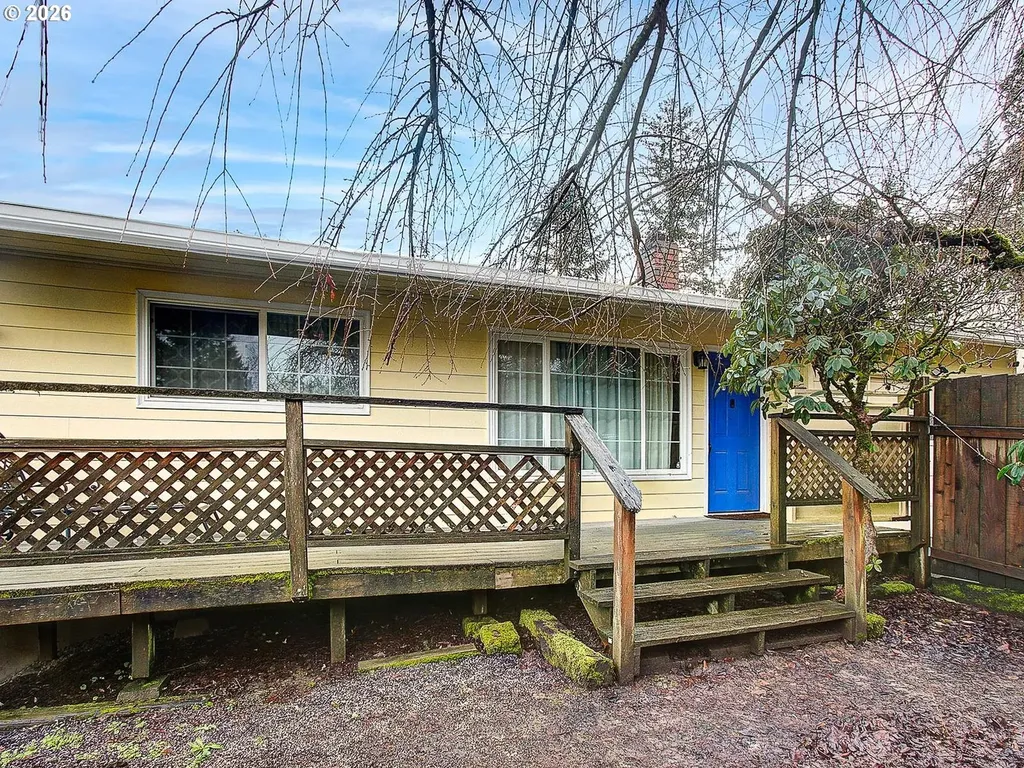11612 SW 49th Avenue Portland OR 97219