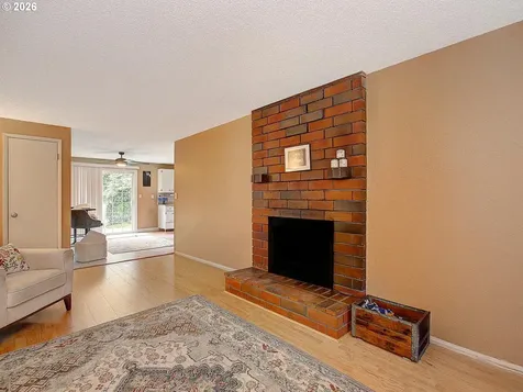 11612 SW 49th Avenue Portland OR 97219