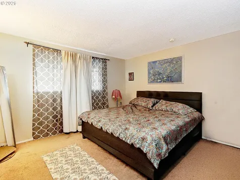 11612 SW 49th Avenue Portland OR 97219