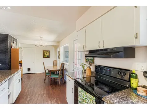 16646 SE Ankeny Street Portland OR 97233