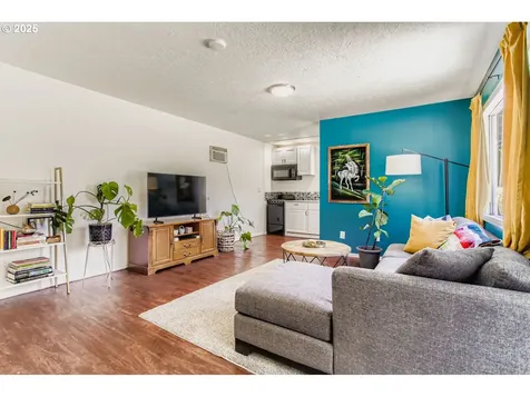 16646 SE Ankeny Street Portland OR 97233