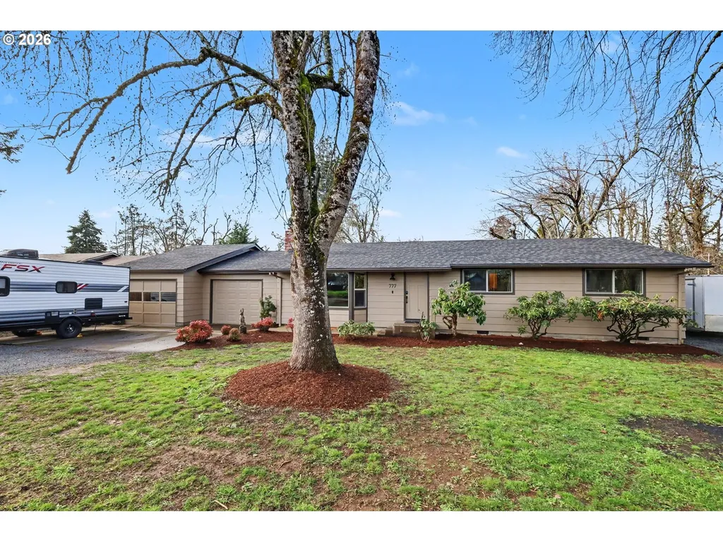 777 N 11th Street Cottage Grove OR 97424