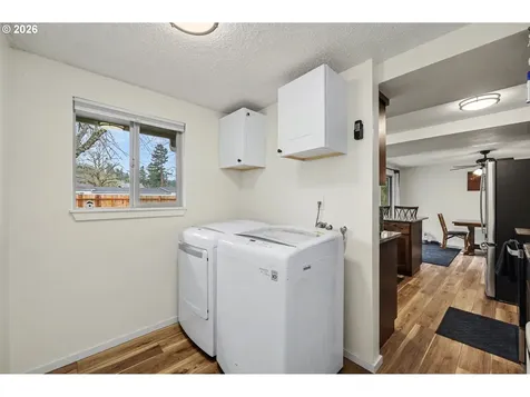 777 N 11th Street Cottage Grove OR 97424