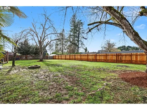 777 N 11th Street Cottage Grove OR 97424