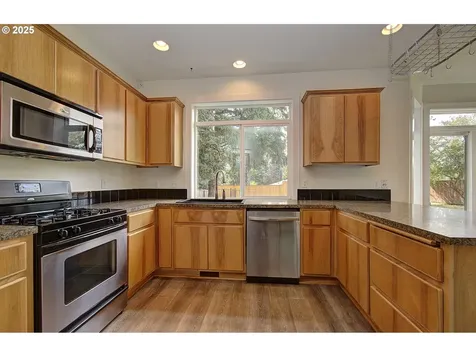 3211 NE 141st Avenue Vancouver WA 98682