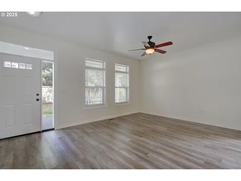 3211 NE 141st Avenue Vancouver WA 98682