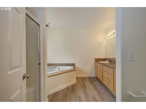 3211 NE 141st Avenue Vancouver WA 98682