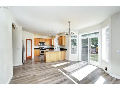 3211 NE 141st Avenue Vancouver WA 98682