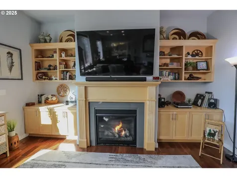 1763 NE Rocky Drive Roseburg OR 97470