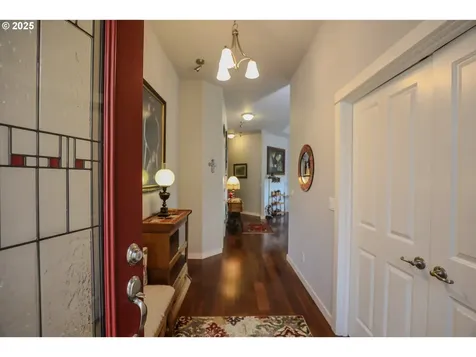 1763 NE Rocky Drive Roseburg OR 97470