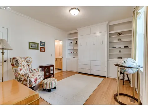 2015 E 43rd Avenue Eugene OR 97405