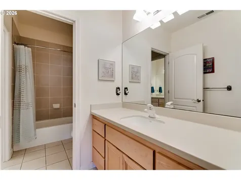 2015 E 43rd Avenue Eugene OR 97405