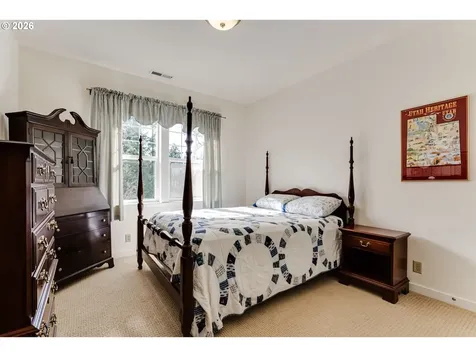 2015 E 43rd Avenue Eugene OR 97405