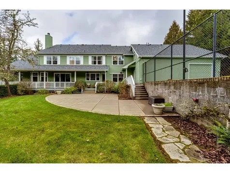 2015 E 43rd Avenue Eugene OR 97405