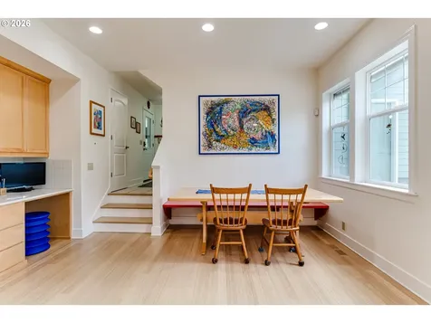 2015 E 43rd Avenue Eugene OR 97405