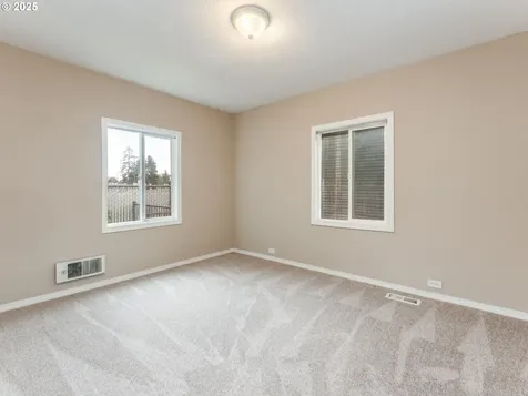 109 N Lieser Road Vancouver WA 98664