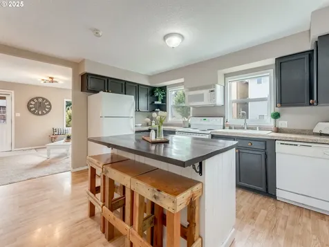 109 N Lieser Road Vancouver WA 98664