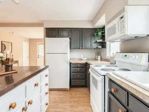 109 N Lieser Road Vancouver WA 98664