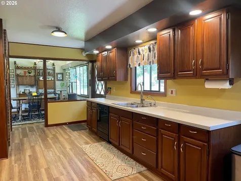 54824 Robinson Road Coquille OR 97423