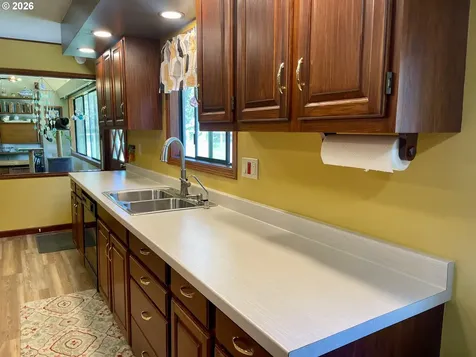 54824 Robinson Road Coquille OR 97423