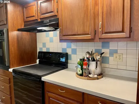 54824 Robinson Road Coquille OR 97423
