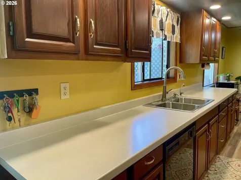 54824 Robinson Road Coquille OR 97423