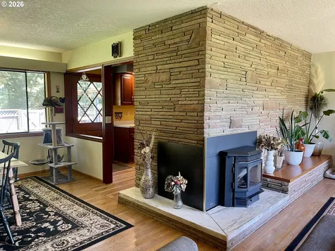 54824 Robinson Road Coquille OR 97423
